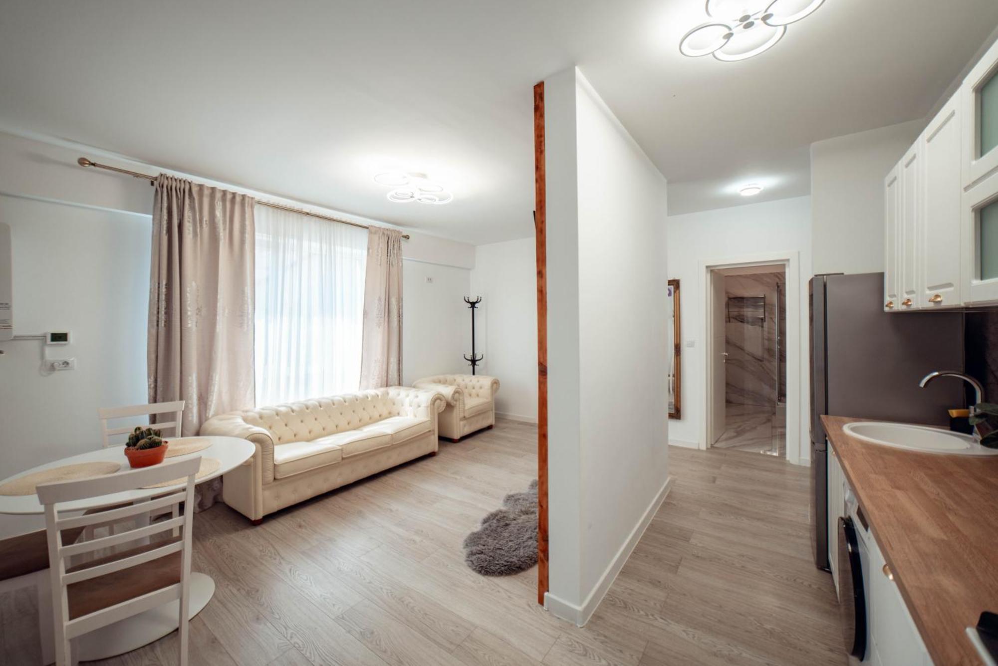 Palace Of Culture & Palas Mall Collection Suites & Studios Iasi Exterior photo